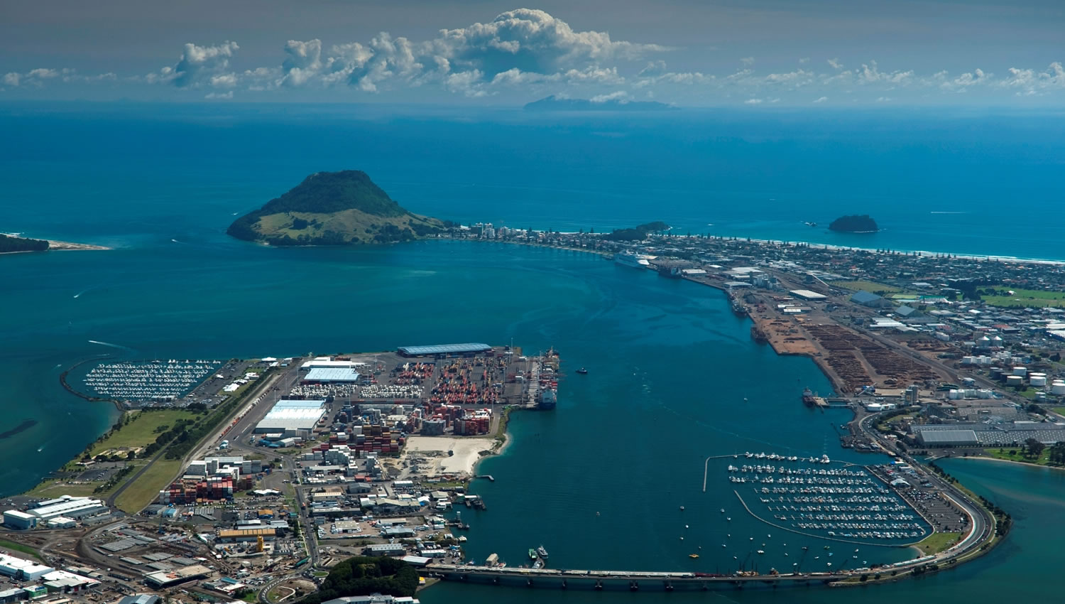 taurangabay